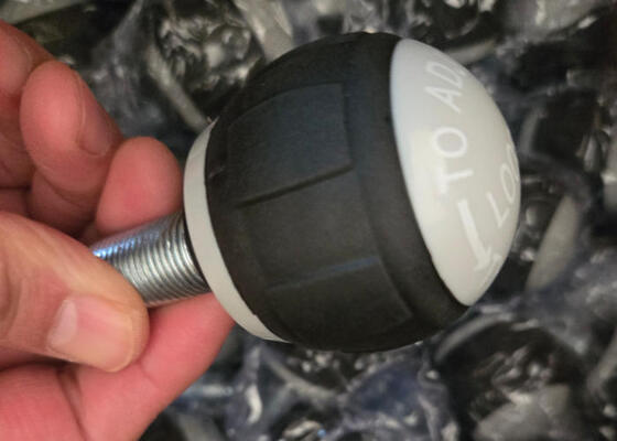 Dostosowany słup stalowy Materiał Masa sworznia maszynowego 54 mm i 22 mm x 20 mm Wymiar